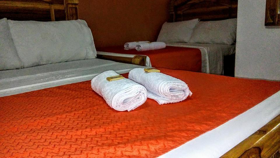 Hotel Las Guacamayas Guatapé エクステリア 写真