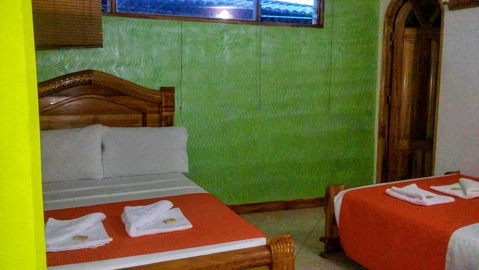 Hotel Las Guacamayas Guatapé エクステリア 写真