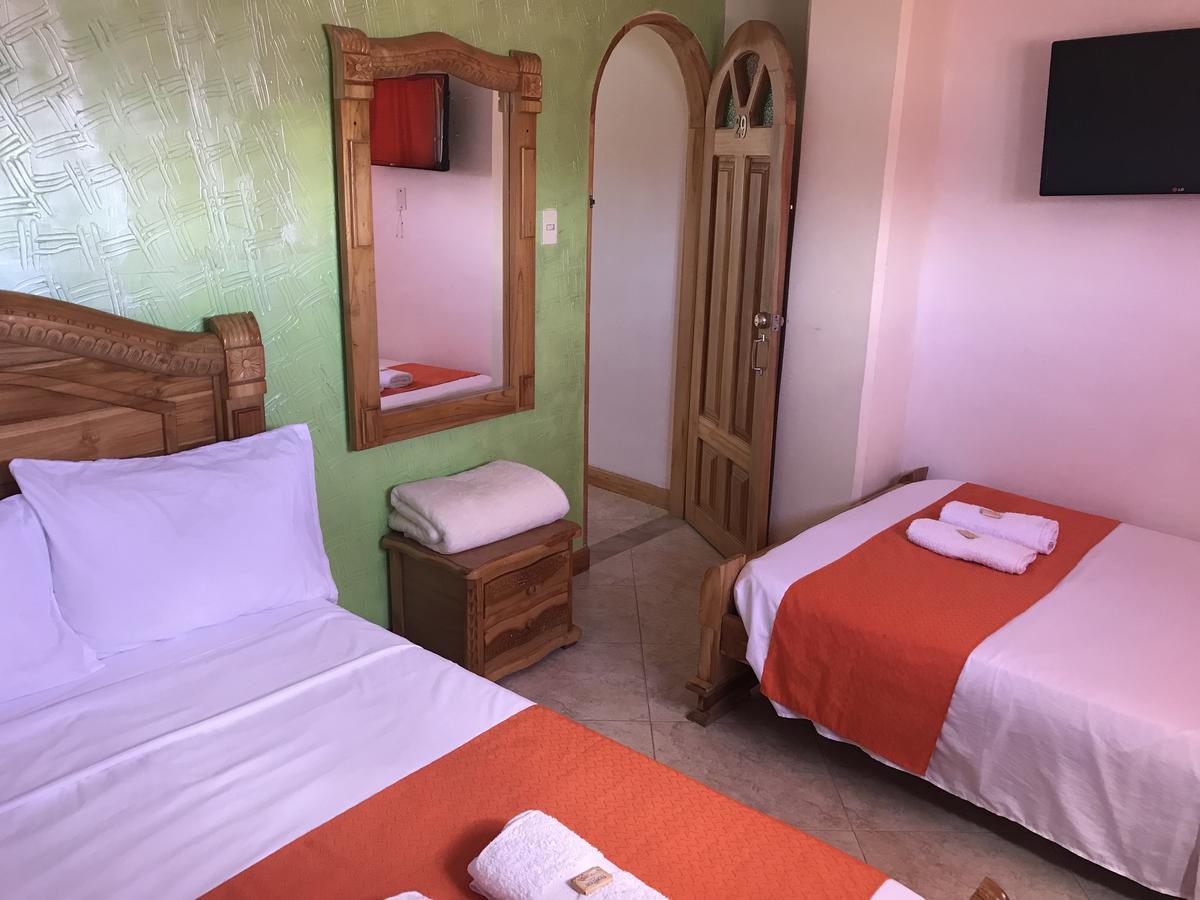 Hotel Las Guacamayas Guatapé エクステリア 写真