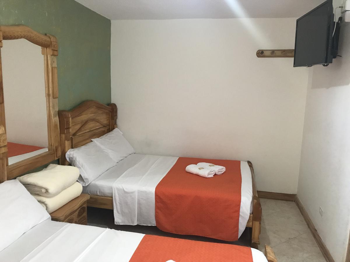 Hotel Las Guacamayas Guatapé エクステリア 写真