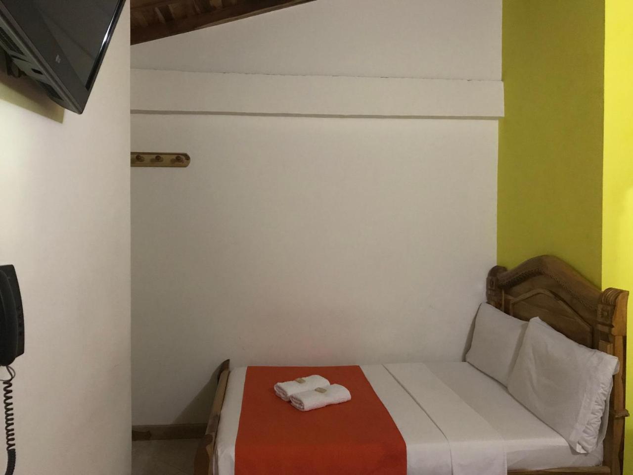 Hotel Las Guacamayas Guatapé エクステリア 写真