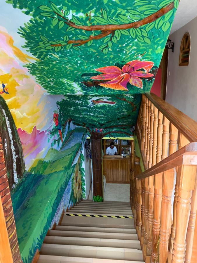 Hotel Las Guacamayas Guatapé エクステリア 写真